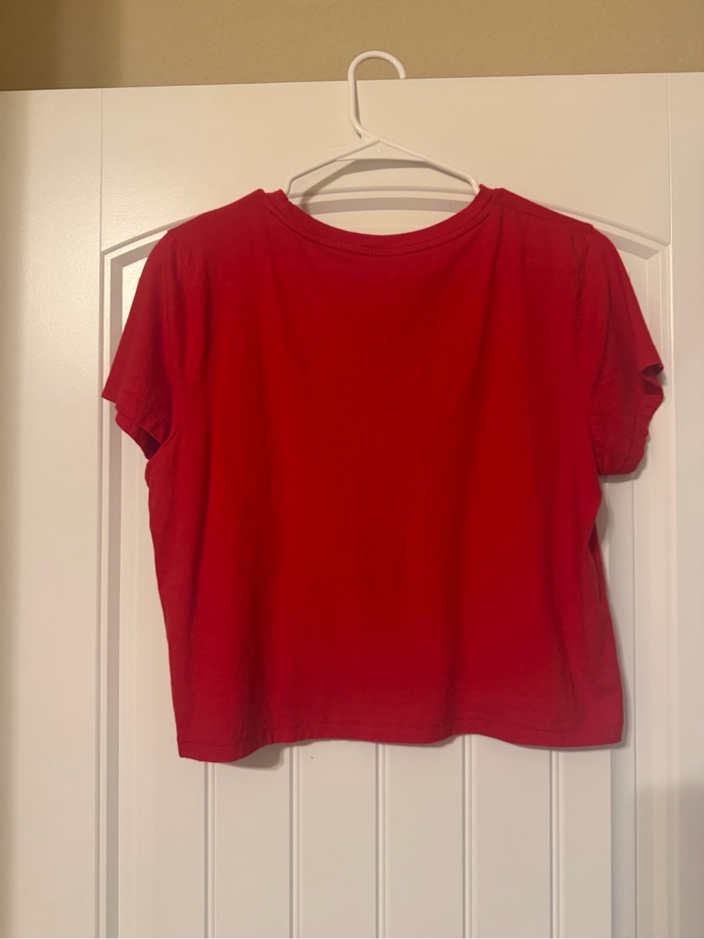 Universal Thread Red Cropped T-Shirt - Picture 3 of 4